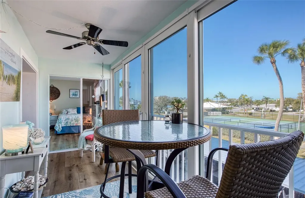 10216 Regal Drive Largo FL 33774