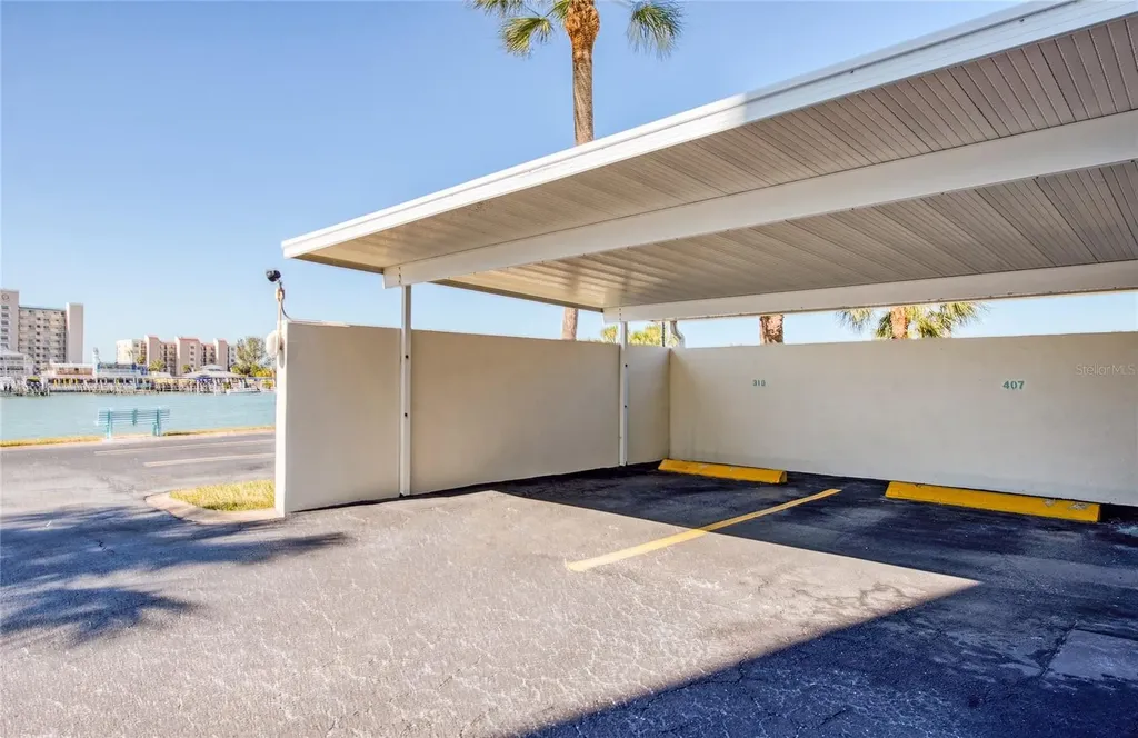 10216 Regal Drive Largo FL 33774