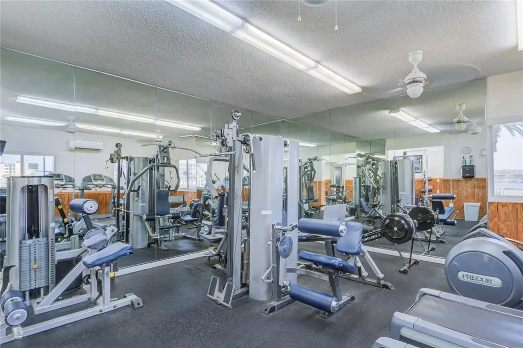 10216 Regal Drive Largo FL 33774