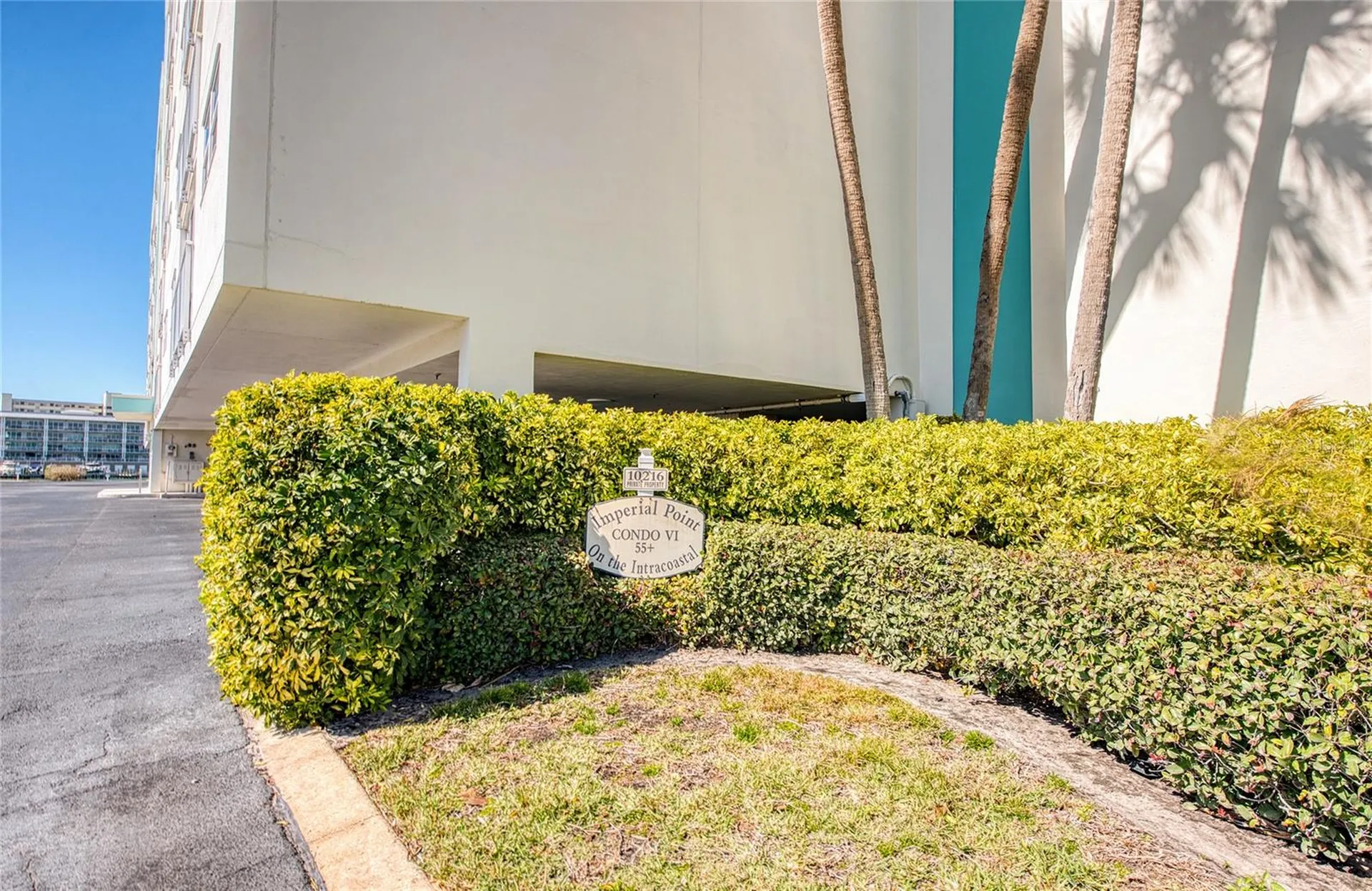10216 Regal Drive Largo FL 33774