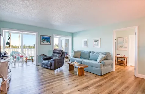 10216 Regal Drive Largo FL 33774