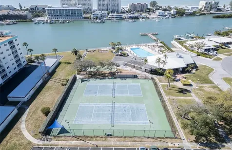 10216 Regal Drive Largo FL 33774