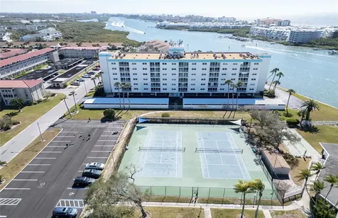10216 Regal Drive Largo FL 33774