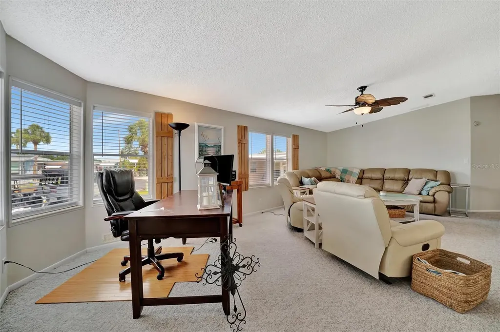 119 E Saint Johns Way Apollo Beach FL 33572