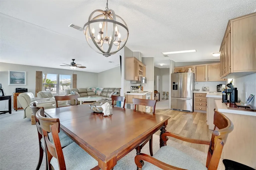 119 E Saint Johns Way Apollo Beach FL 33572
