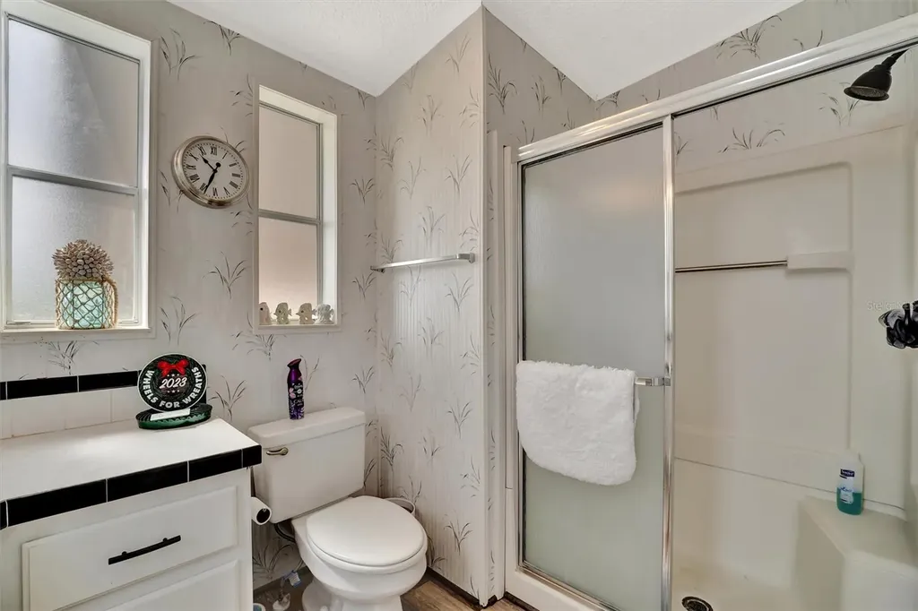 119 E Saint Johns Way Apollo Beach FL 33572