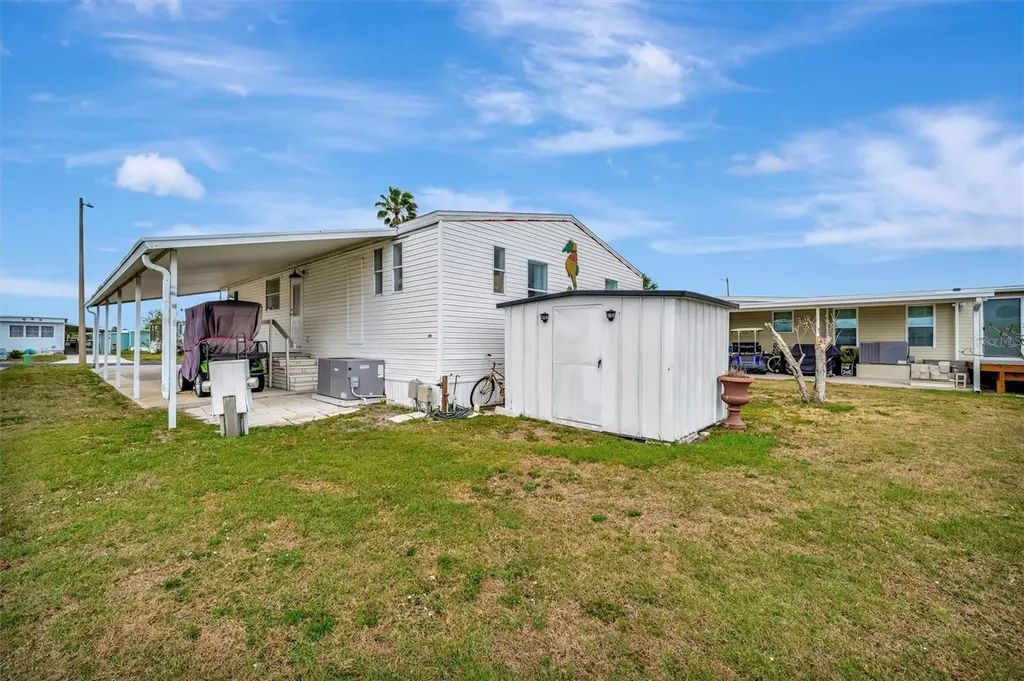 119 E Saint Johns Way Apollo Beach FL 33572
