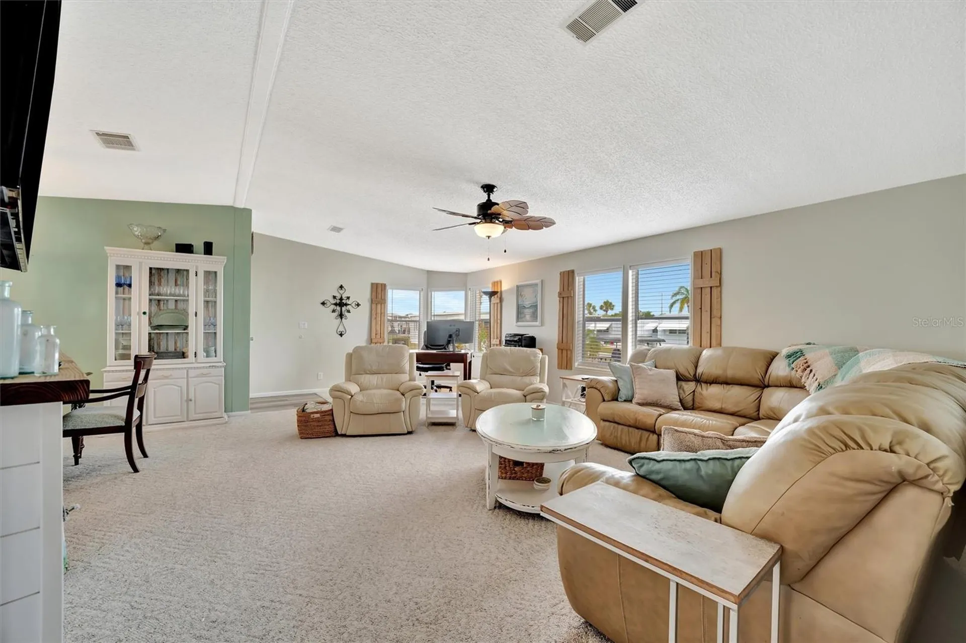 119 E Saint Johns Way Apollo Beach FL 33572