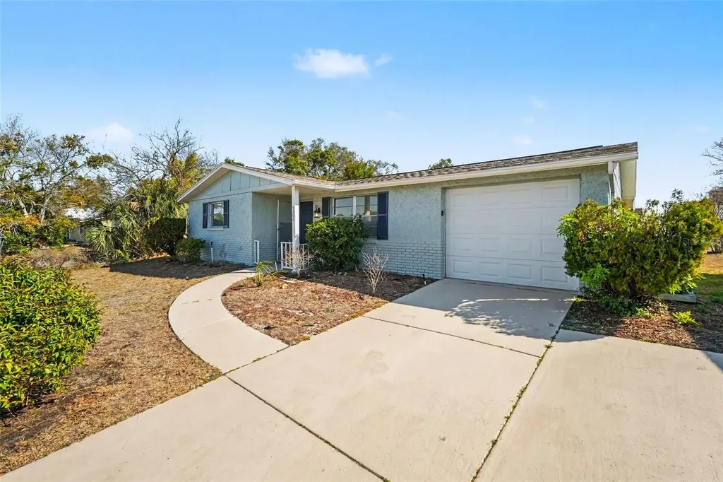 9300 W Cochise Lane Port Richey FL 34668