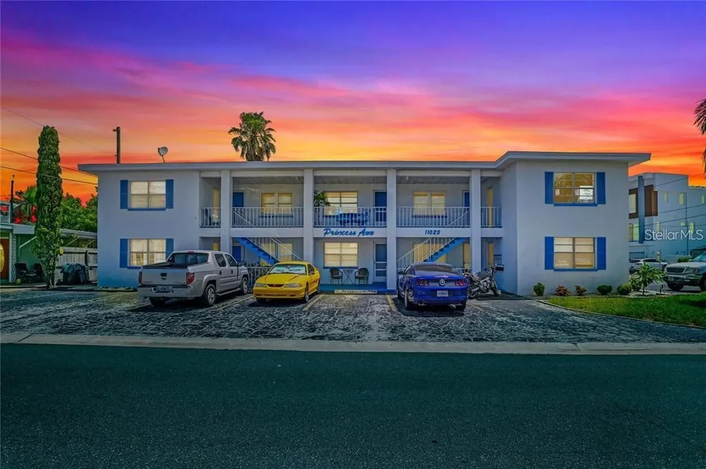 11025 2nd Street E Treasure Island FL 33706