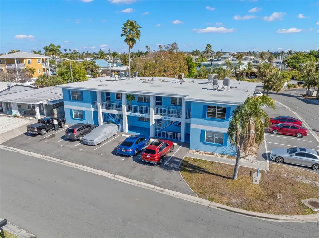 11025 2nd Street E Treasure Island FL 33706
