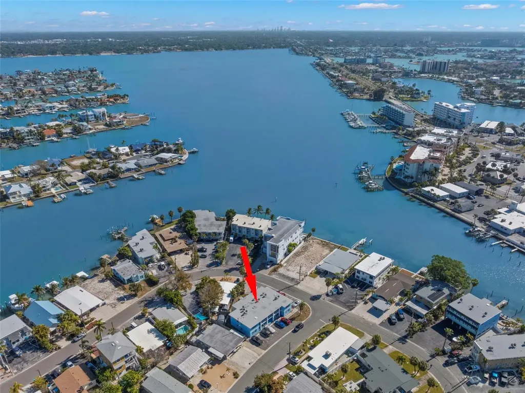 11025 2nd Street E Treasure Island FL 33706