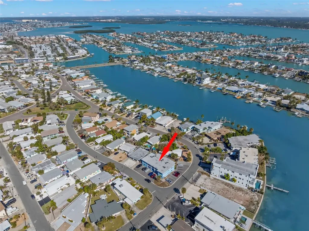 11025 2nd Street E Treasure Island FL 33706