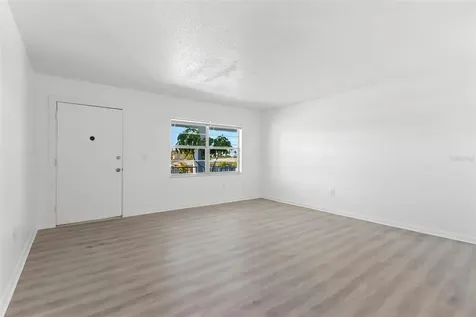 11025 2nd Street E Treasure Island FL 33706
