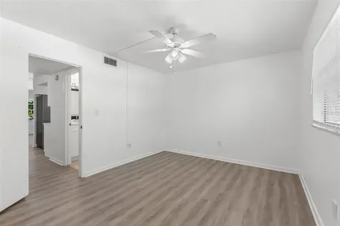 11025 2nd Street E Treasure Island FL 33706