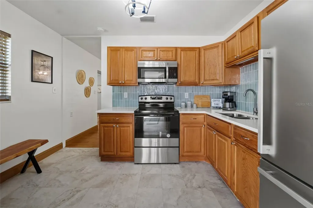 1513 W Meadowbrook Avenue Tampa FL 33612