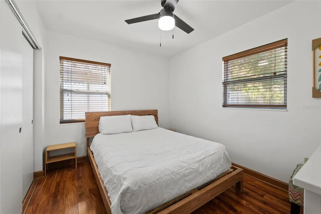 1513 W Meadowbrook Avenue Tampa FL 33612