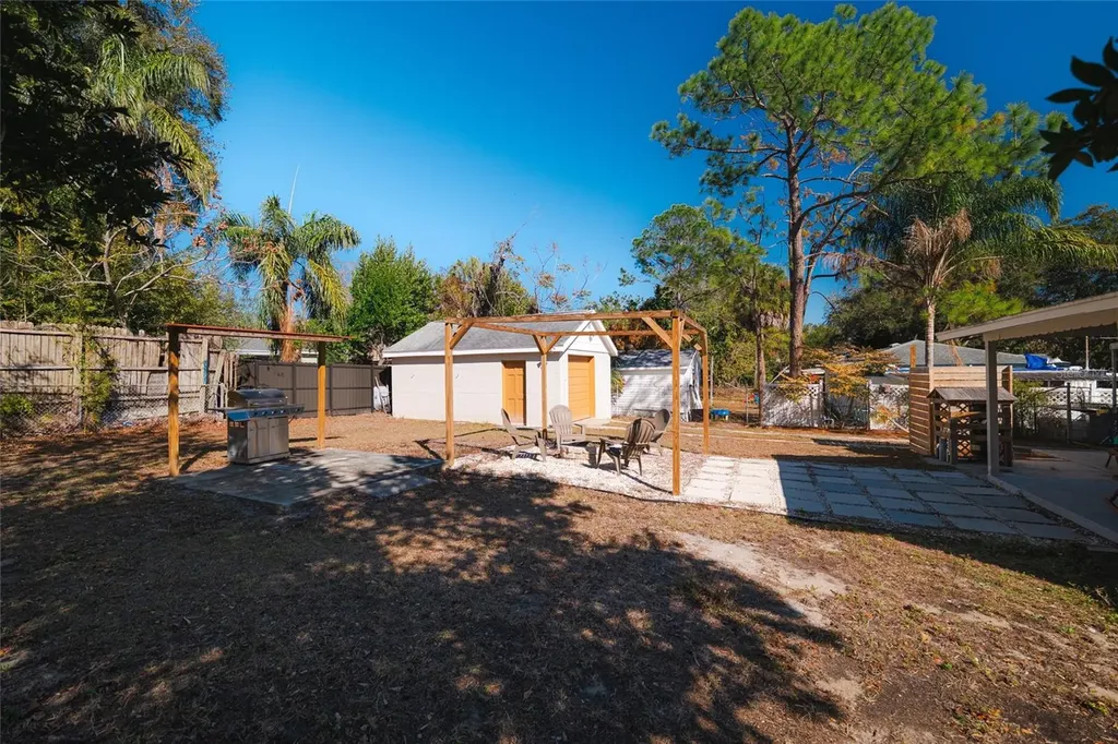 1513 W Meadowbrook Avenue Tampa FL 33612