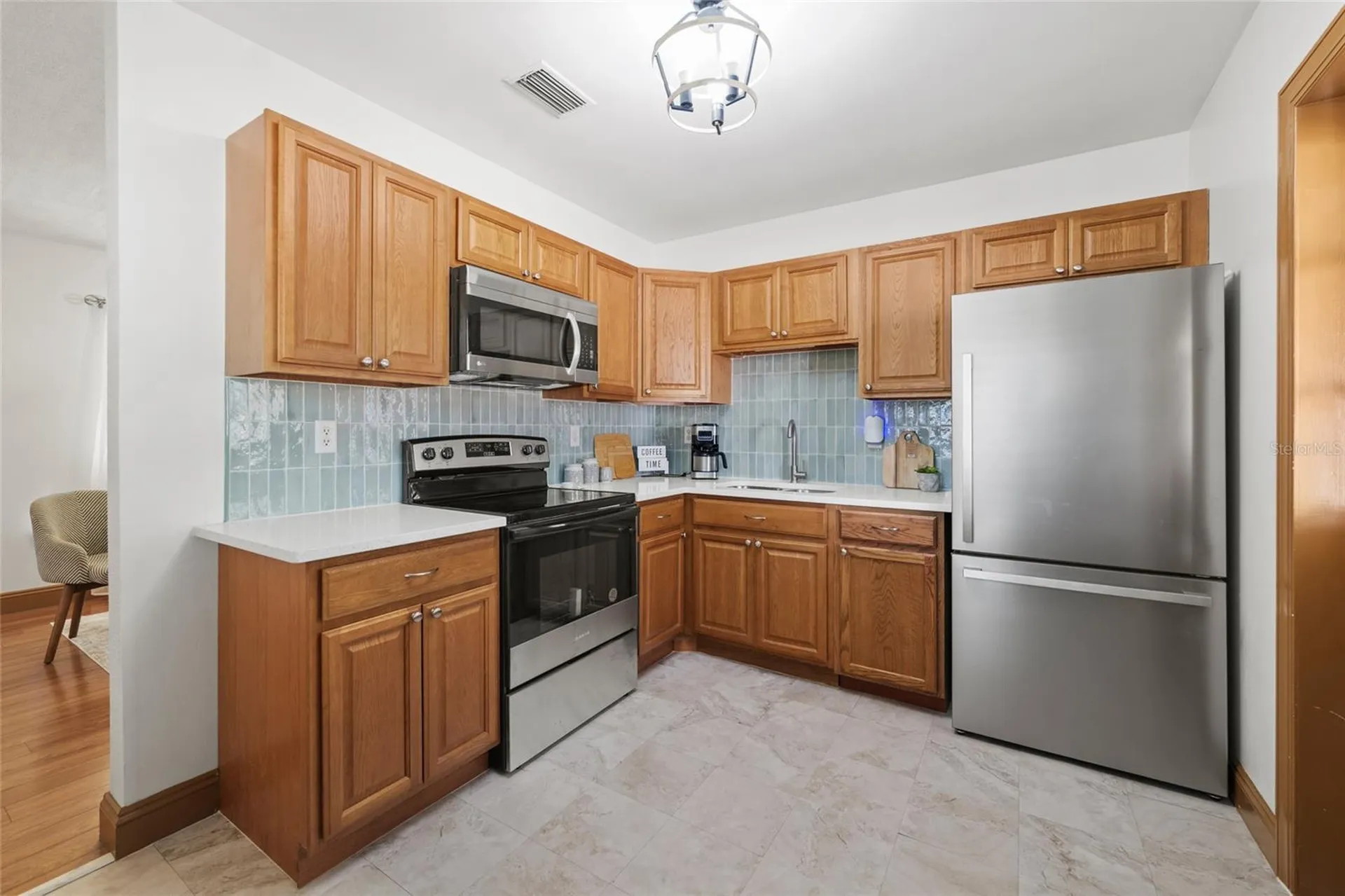 1513 W Meadowbrook Avenue Tampa FL 33612