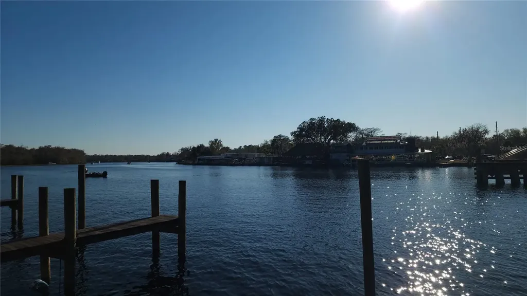 1620 River Road Astor FL 32102