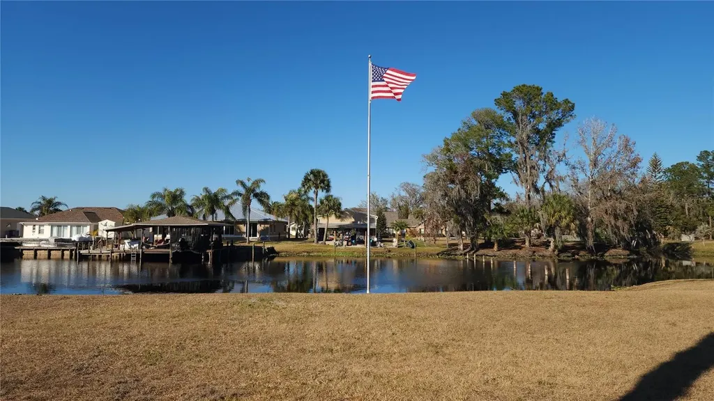 1620 River Road Astor FL 32102