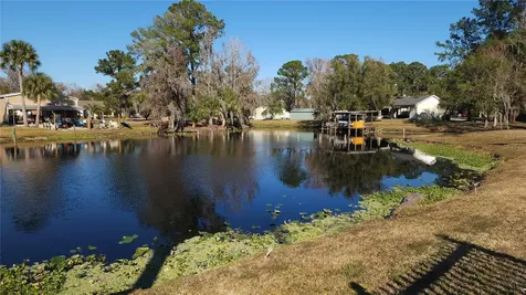 1620 River Road Astor FL 32102