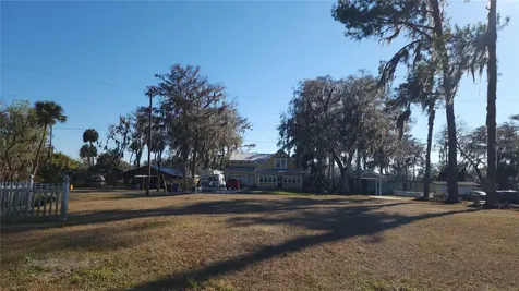 1620 River Road Astor FL 32102