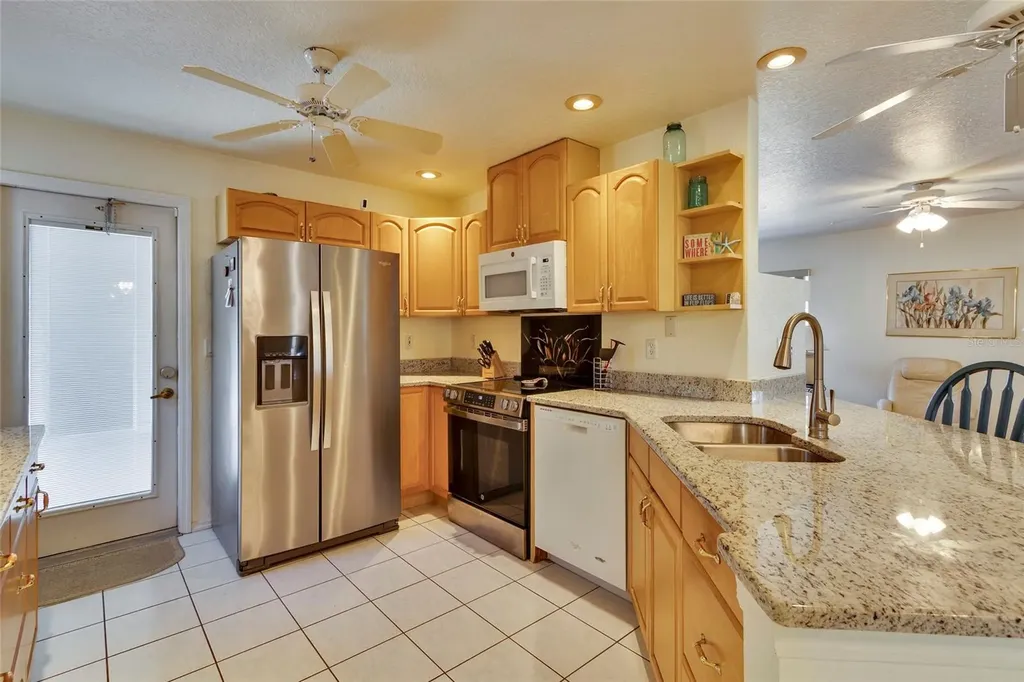 7095 Blackbird Avenue Weeki Wachee FL 34613