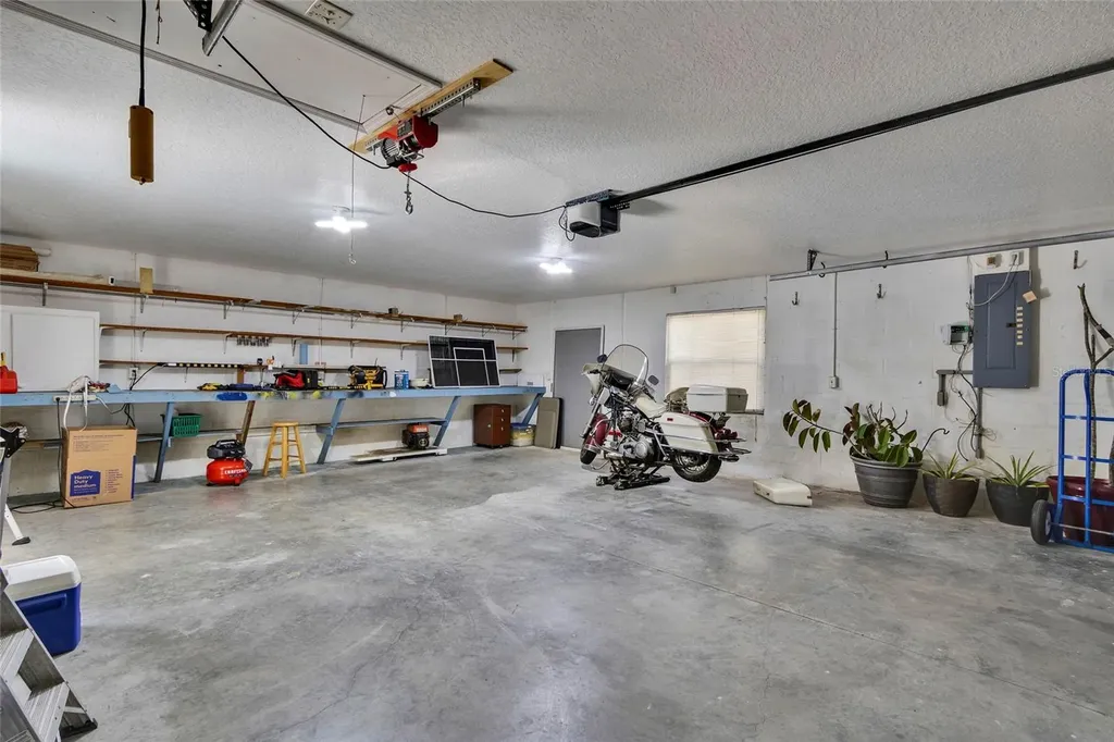 7095 Blackbird Avenue Weeki Wachee FL 34613
