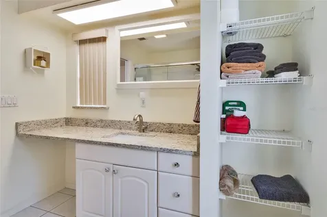 7095 Blackbird Avenue Weeki Wachee FL 34613