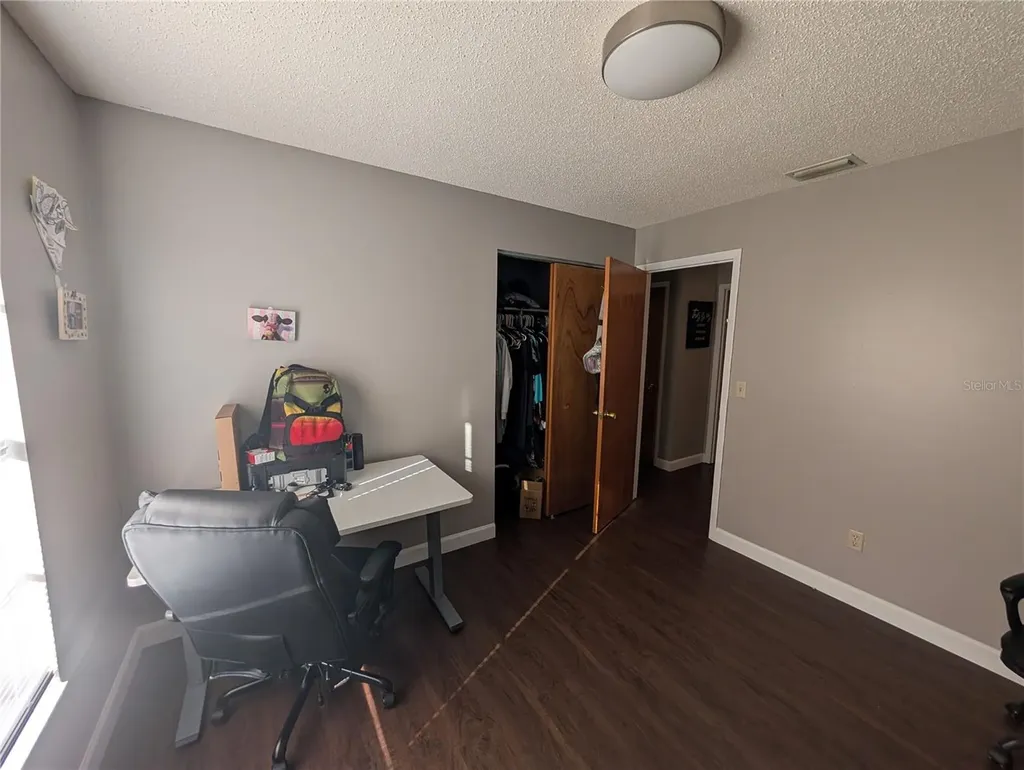 24 S Courtland Boulevard Deltona FL 32738