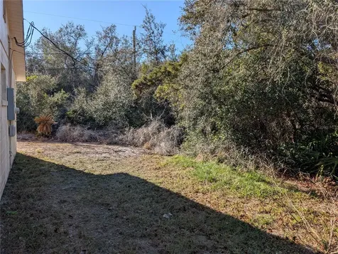 24 S Courtland Boulevard Deltona FL 32738