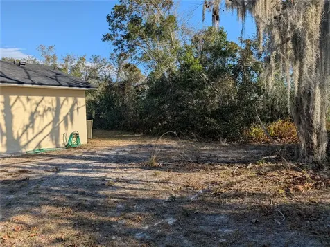24 S Courtland Boulevard Deltona FL 32738