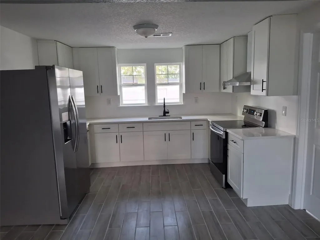 825 3rd Street Winter Haven FL 33881