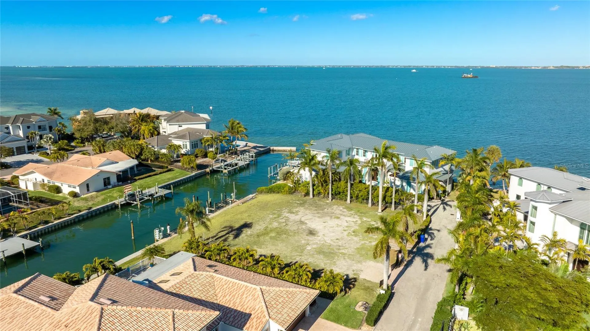 591 #B Golf Links Lane Longboat Key FL 34228