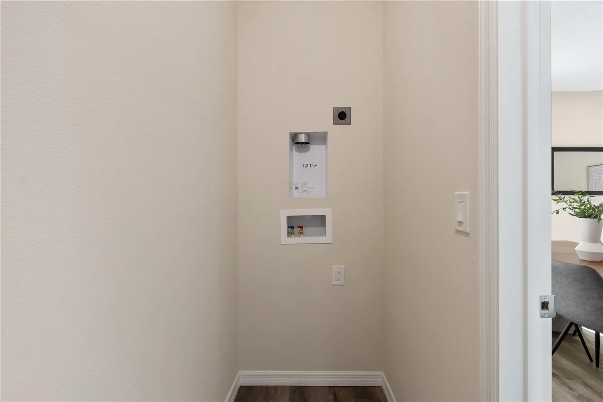 4348 Cambio Gardens Court Tampa FL 33610