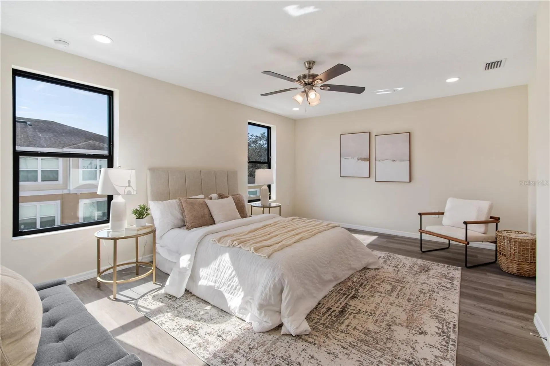 4346 Cambio Gardens Court Tampa FL 33610