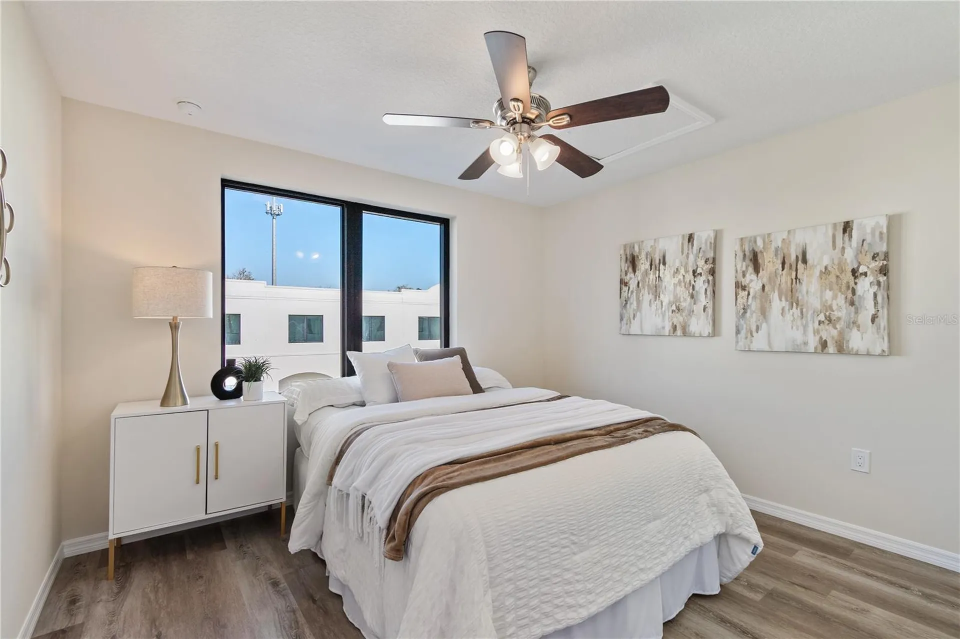 4346 Cambio Gardens Court Tampa FL 33610