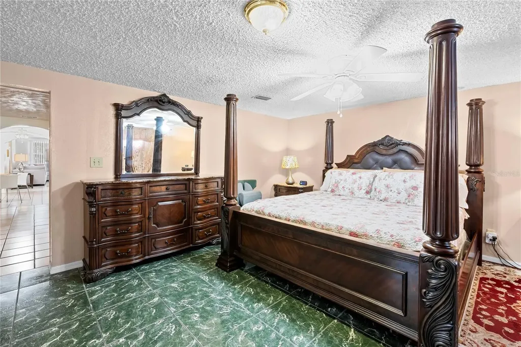 1210 Gladys Avenue Lakeland FL 33805