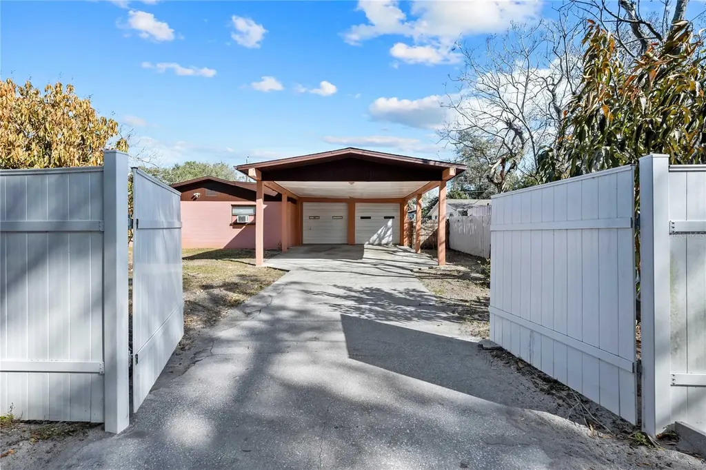 1210 Gladys Avenue Lakeland FL 33805