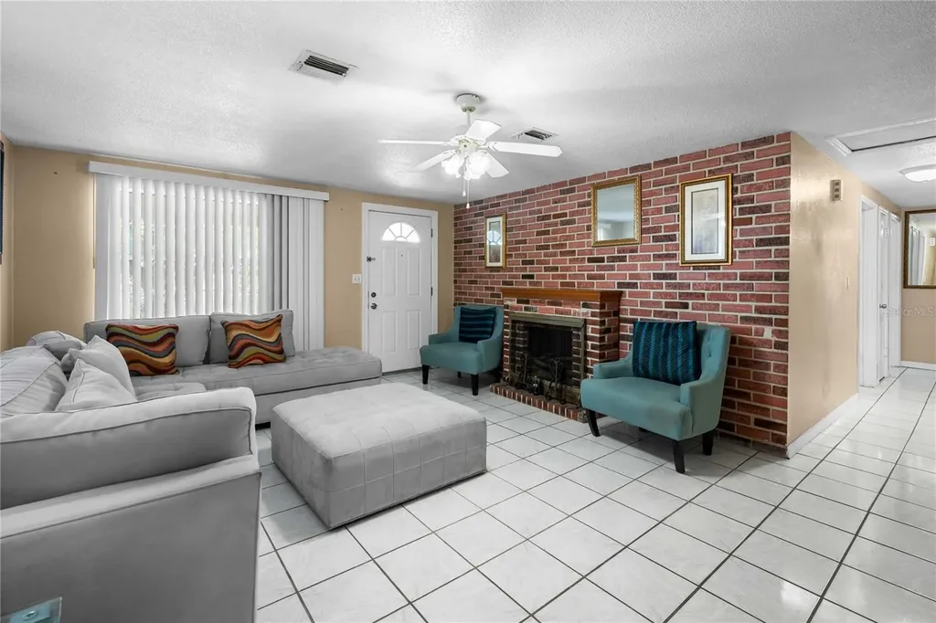 1210 Gladys Avenue Lakeland FL 33805