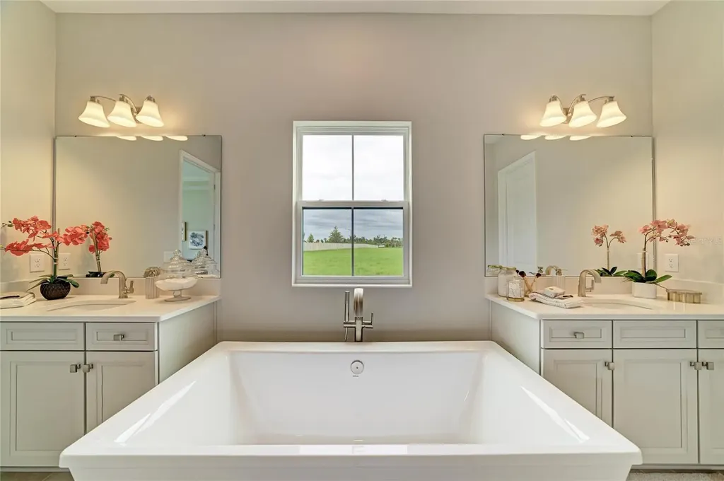 10858 Spring Sapling Circle Parrish FL 34219