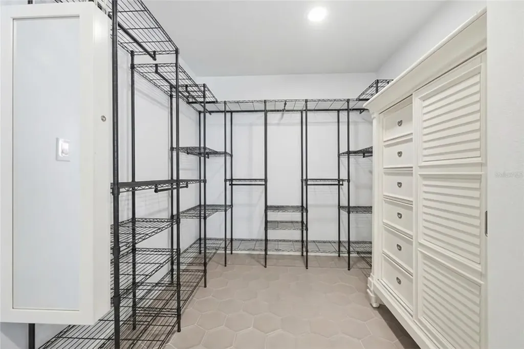 2325 Lauderdale Court Orlando FL 32805