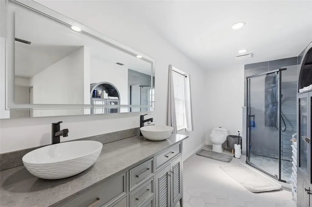 2325 Lauderdale Court Orlando FL 32805