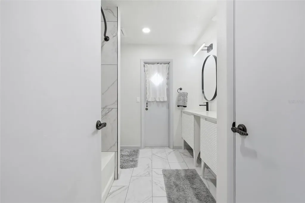 2325 Lauderdale Court Orlando FL 32805