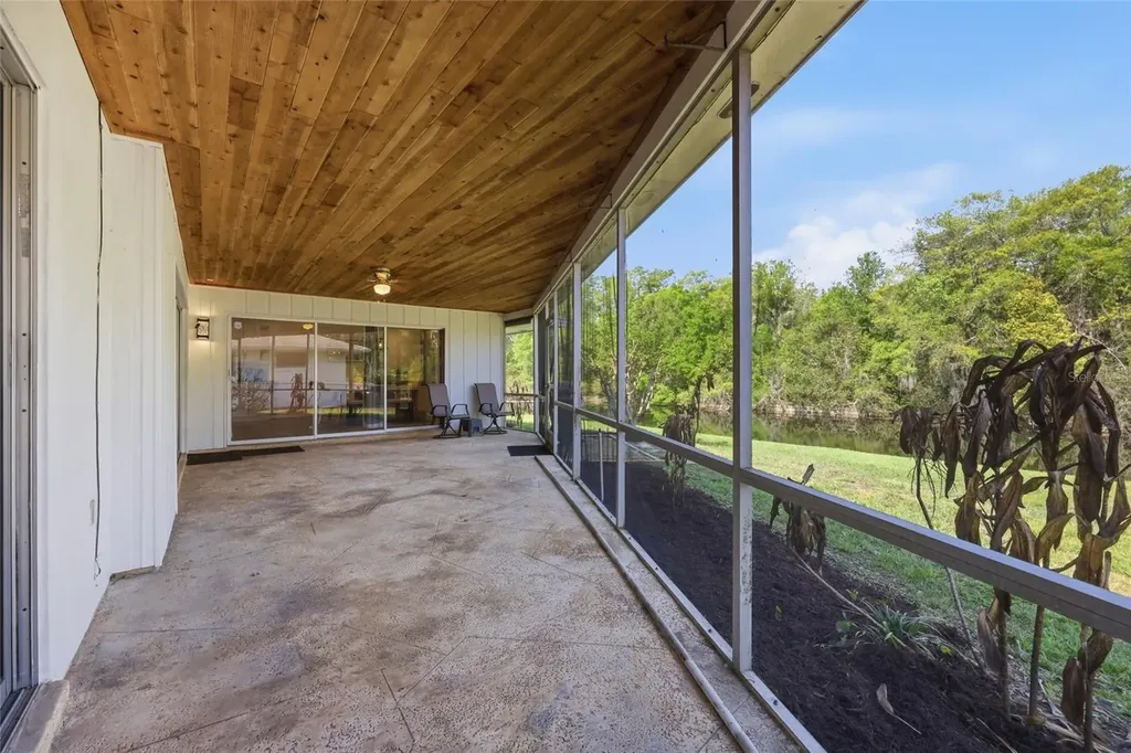 2325 Lauderdale Court Orlando FL 32805