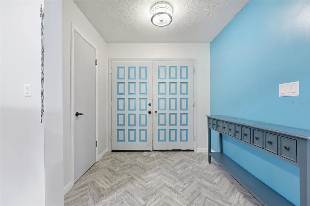 2325 Lauderdale Court Orlando FL 32805