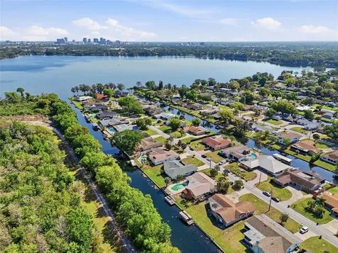 2325 Lauderdale Court Orlando FL 32805