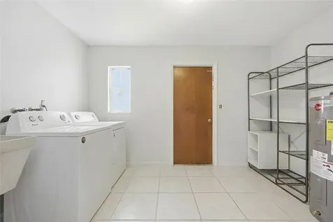 2325 Lauderdale Court Orlando FL 32805