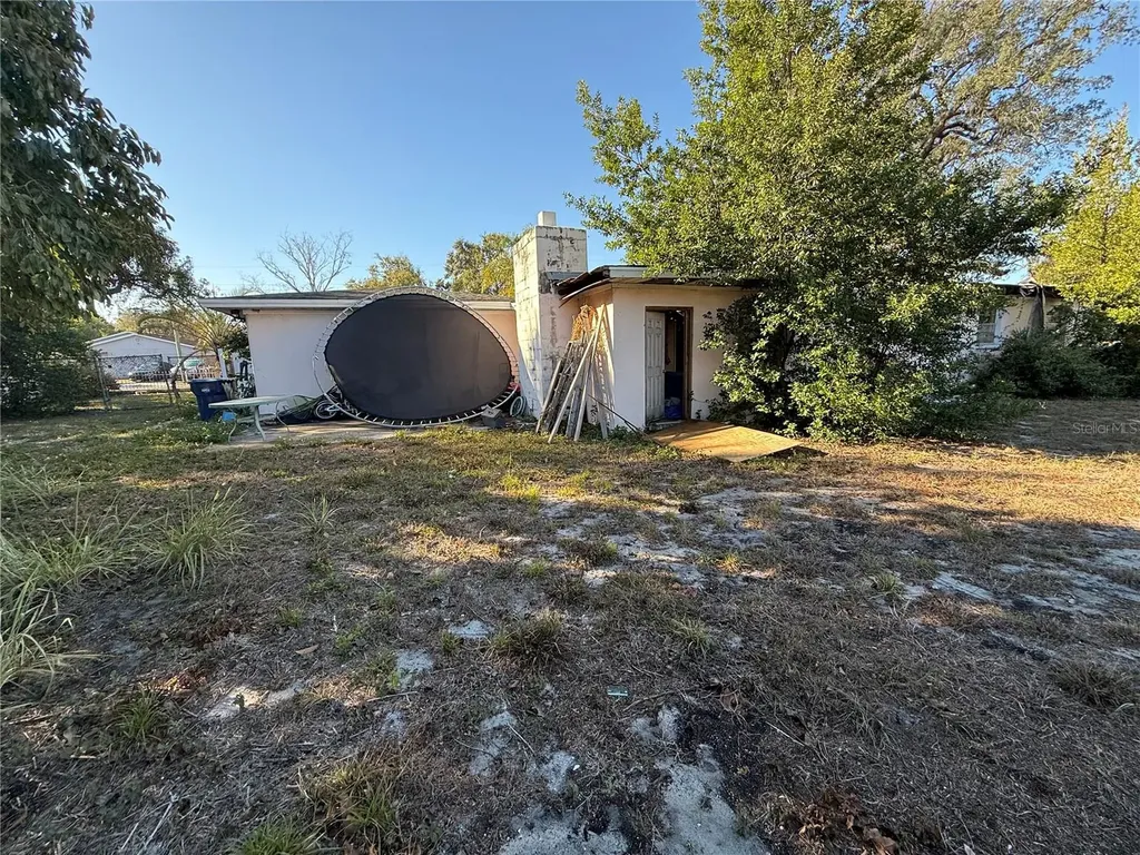 3206 E Giddens Avenue Tampa FL 33610
